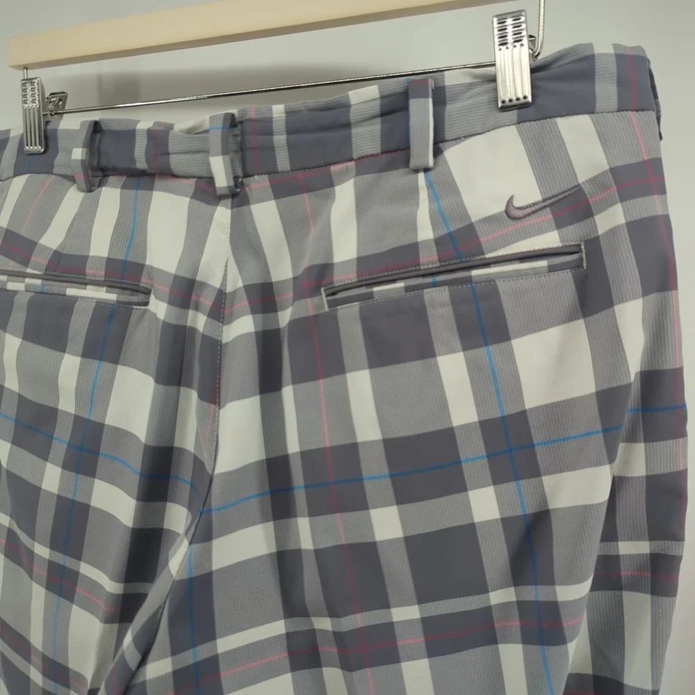 Nike Golf Pants Men 35x32‎ Gray Plaid Tour Performance Khaki Dri-FIT Stretch